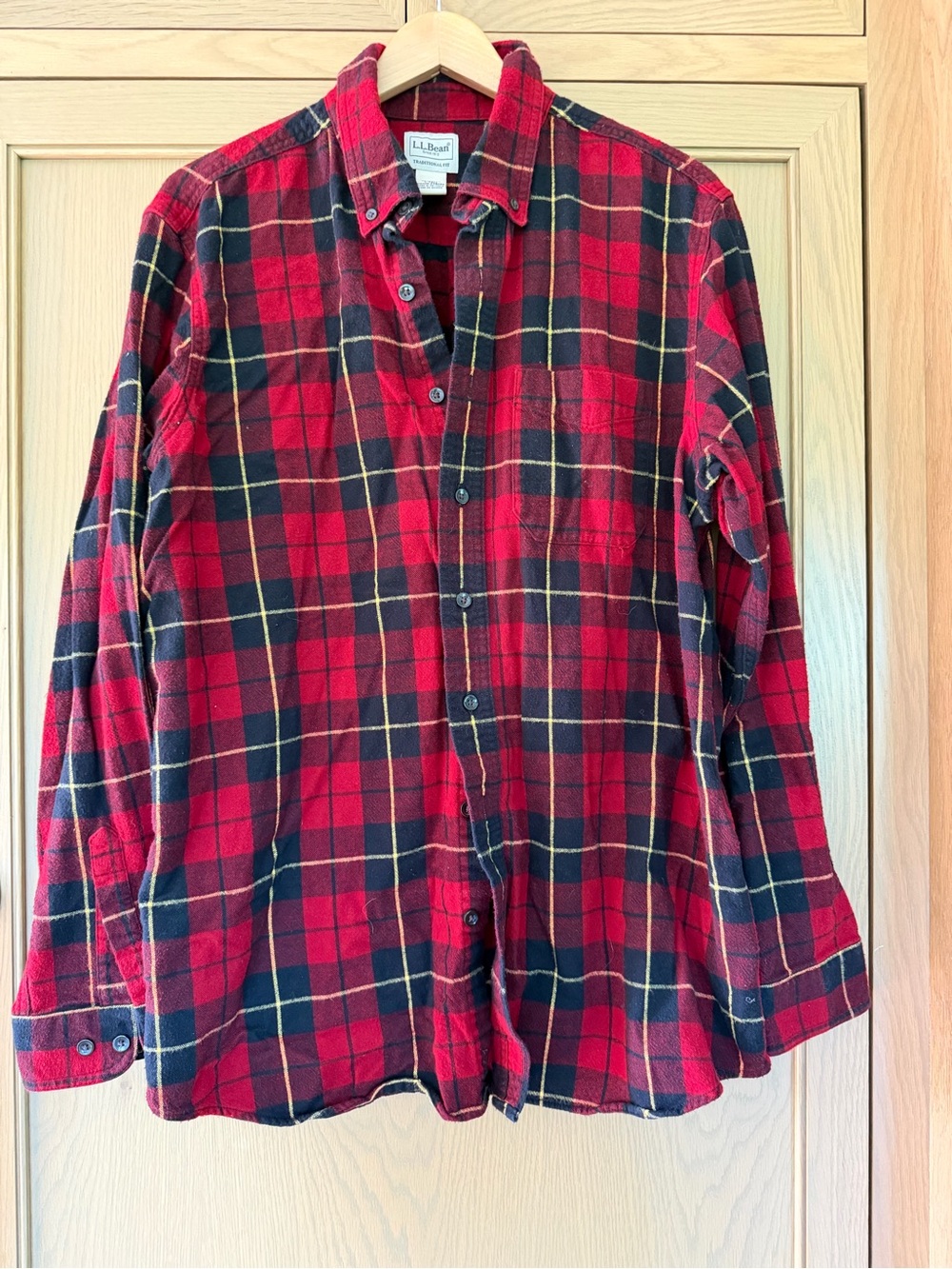 L.L. Bean Traditional Fit Cotton Flannel Red Plaid Button Down / Lg-Tall